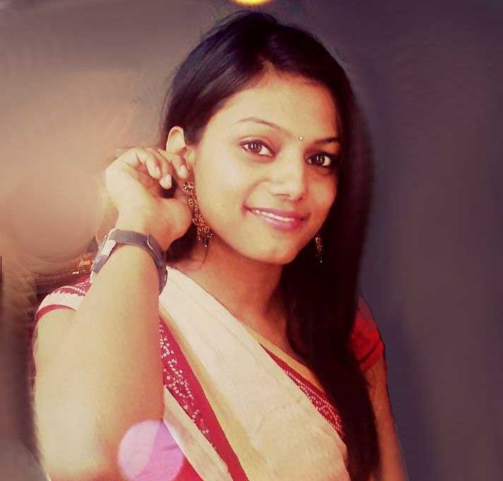 Jyoti Ghosh Biography, Age, Height, Weight, Web Series List - Moral Story